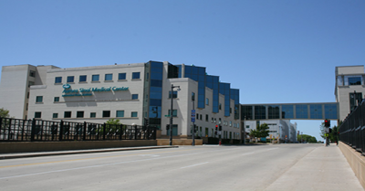 Aurora Sinai Medical Center